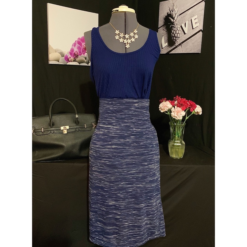 APT 9 XL Blue Skirt